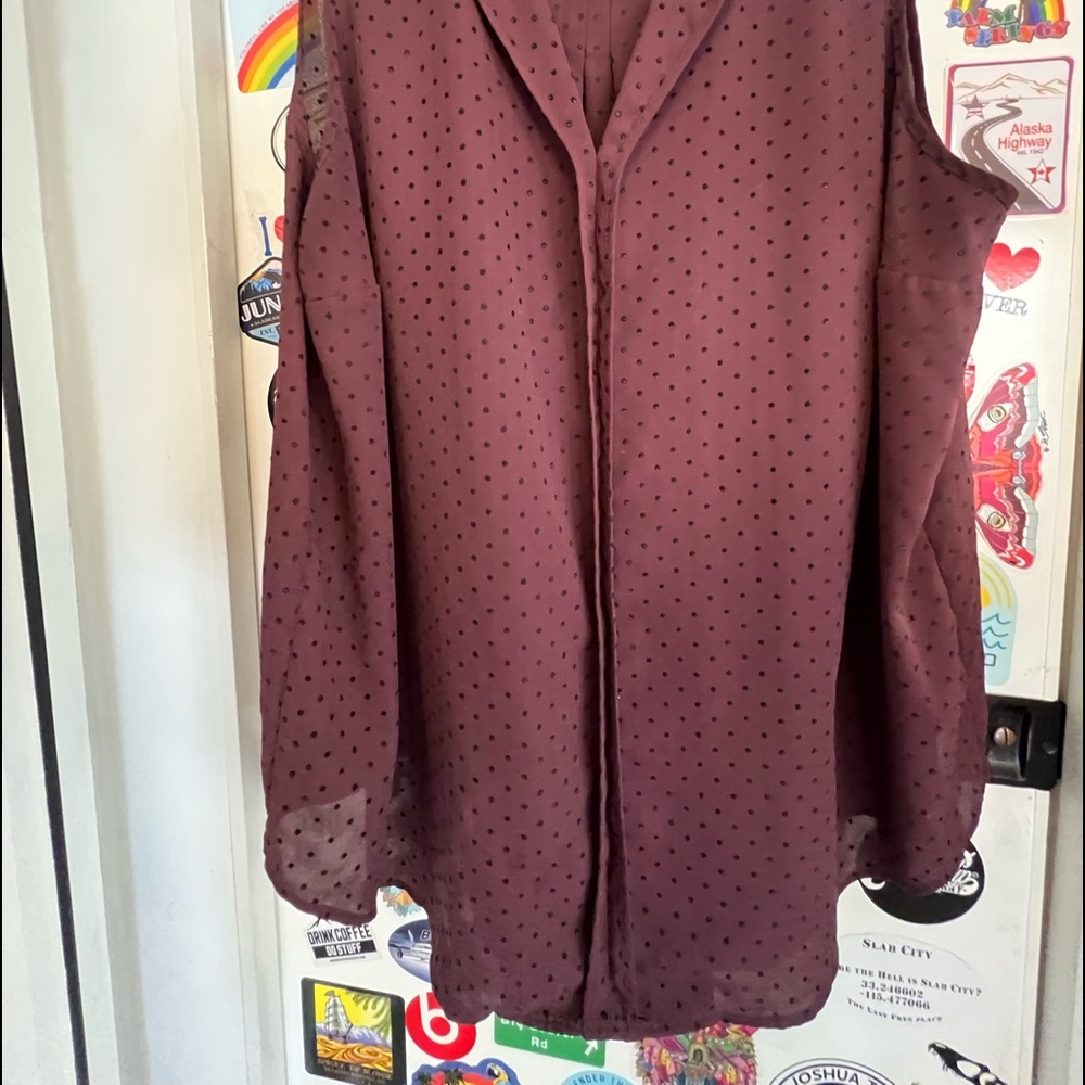 Plus Size Top - Picture 5 of 5